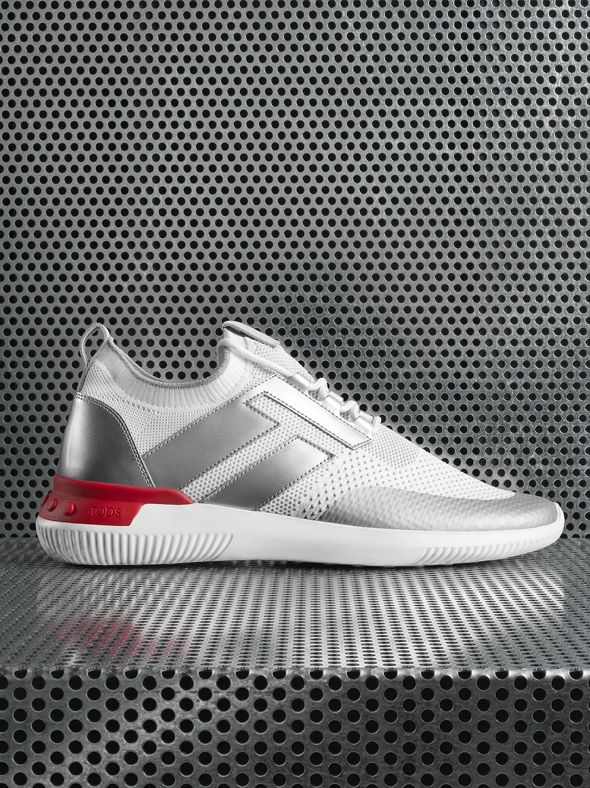 Tod's No_Code advertising image with a contemporary atmosphere, photography Filippo Piantanida